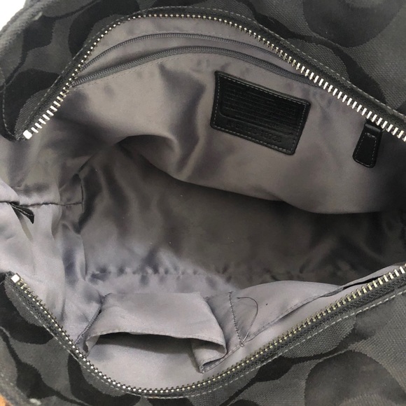 Coach Handbag - Picture 4 of 7